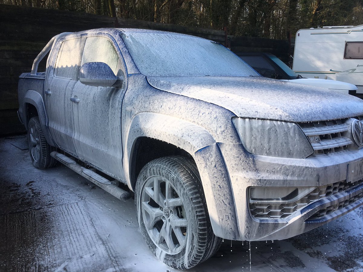 Touch_of_gloss's tweet photo. #Volkswagen Amarok in for a #newcar paint protection detail with #SiRamikSC15
#detailing #eastbourne #hailsham #bexhill #eastsussex #17reg https://t.co/kkd67hBqrD