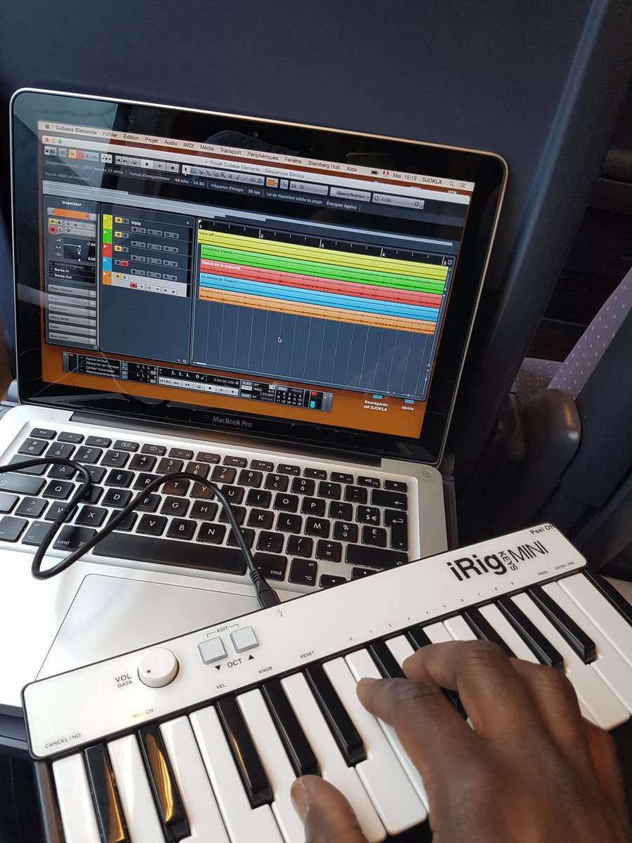 Djoklaofficial's tweet photo. Ça bosse ! https://t.co/szThZPGPC9