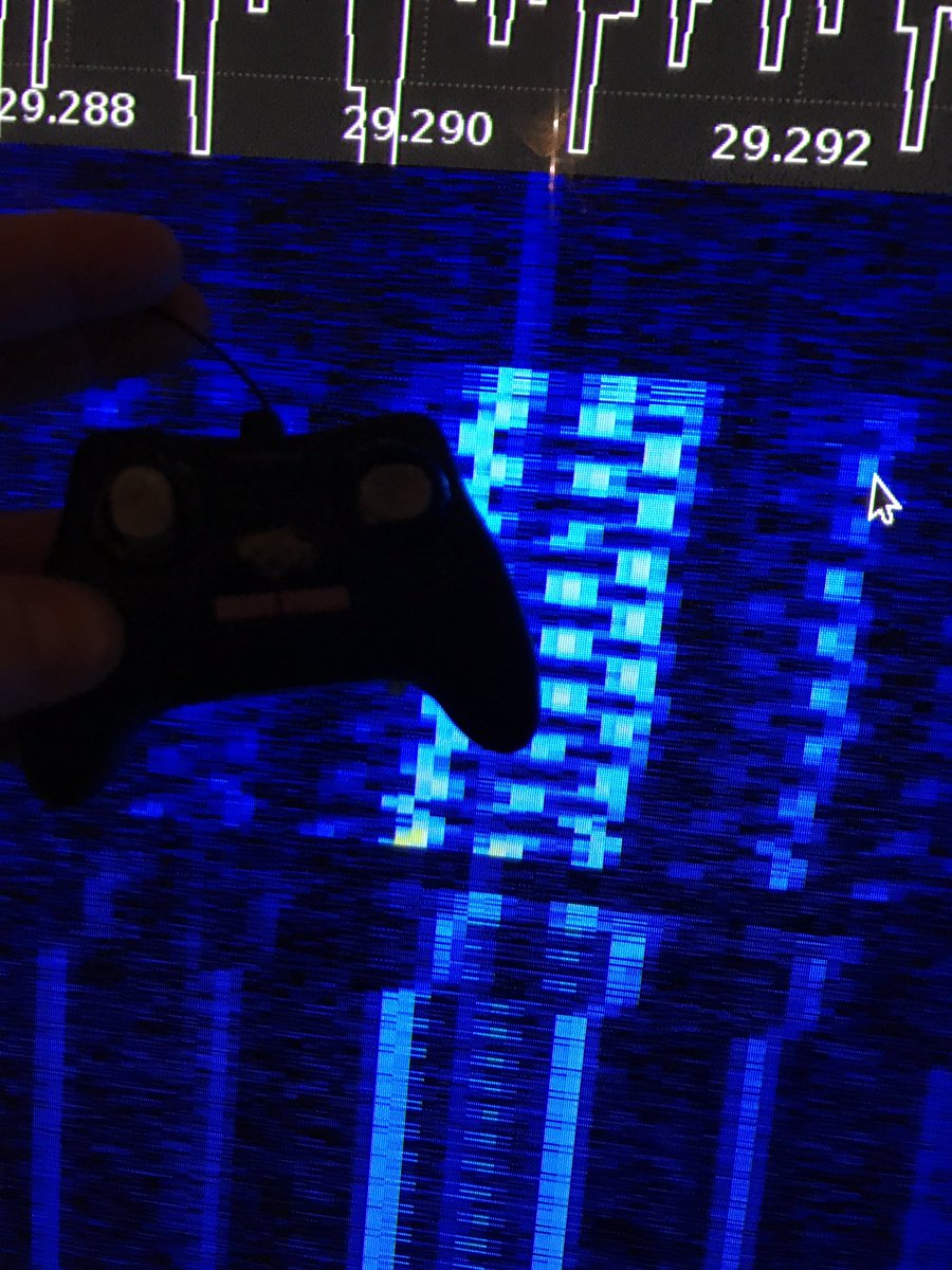 uber_security's tweet photo. Hacking at rc controlled signal using #ettus and #gqrx. Up/Down signals. https://t.co/8QO6CTmtXC