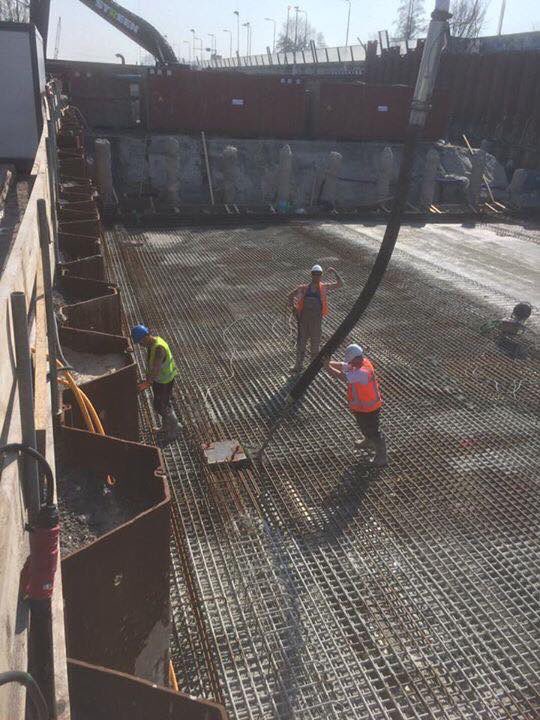 johanvvrouveen's tweet photo. In Leeuwarden hebben we er nog 6000 m3 bijgekregen 
Vandaag de eerste moot - een kleine 600 m3 https://t.co/oaZzevpsFw
