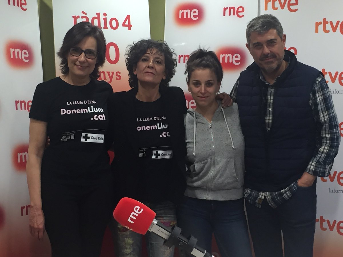 son4diesR4's tweet photo. Descobrim tots els detalls del film #LaluzdeElna amb #NausicaaBonnín #MiriamPorte i #SilviaQuer. https://t.co/soMW4j9ijS