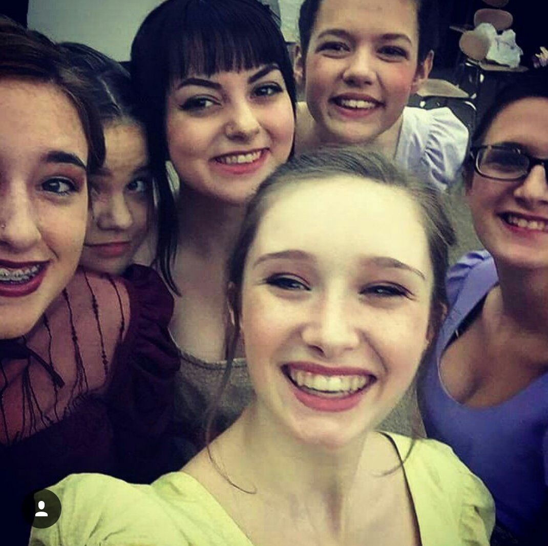 miz_thorne's tweet photo. #HappyInternationalTheatreDay 💕💕💕 https://t.co/WjoXSdSO2t