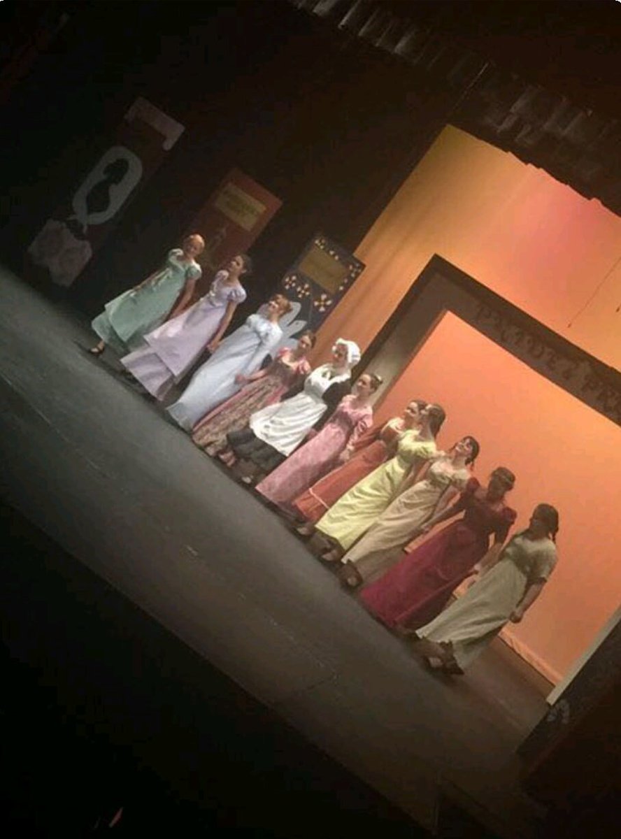 miz_thorne's tweet photo. #HappyInternationalTheatreDay 💕💕💕 https://t.co/WjoXSdSO2t