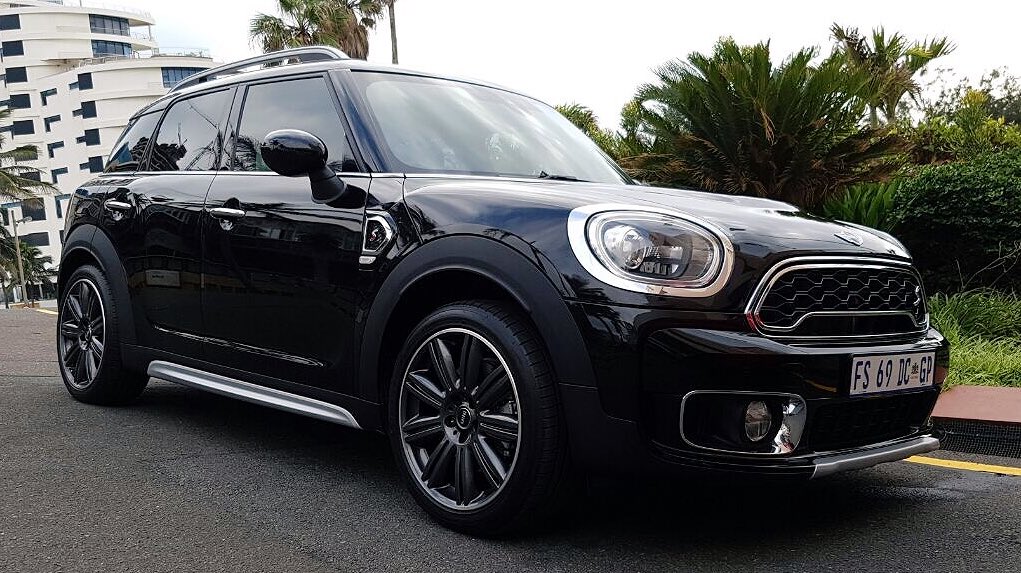 News24Motoring's tweet photo. New Mini Countryman in South Africa: here are 10 things you should know - https://t.co/4DVZF5Ybjt https://t.co/oLUl4IHcp3
