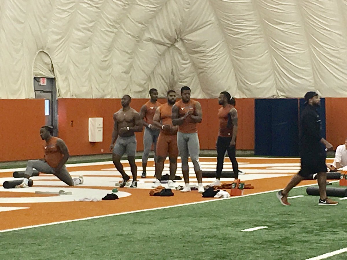 ShawnC_ATX's tweet photo. No confirmation yet, but Donta Foreman ran what appeared to be a sub 4.4 40 #UTproDay https://t.co/1m2ImZcPT4