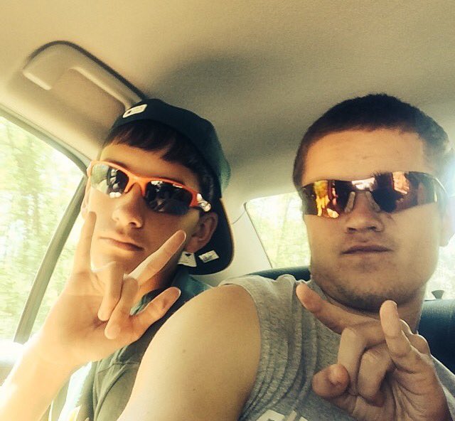 Dylan Schermbeck tweet media