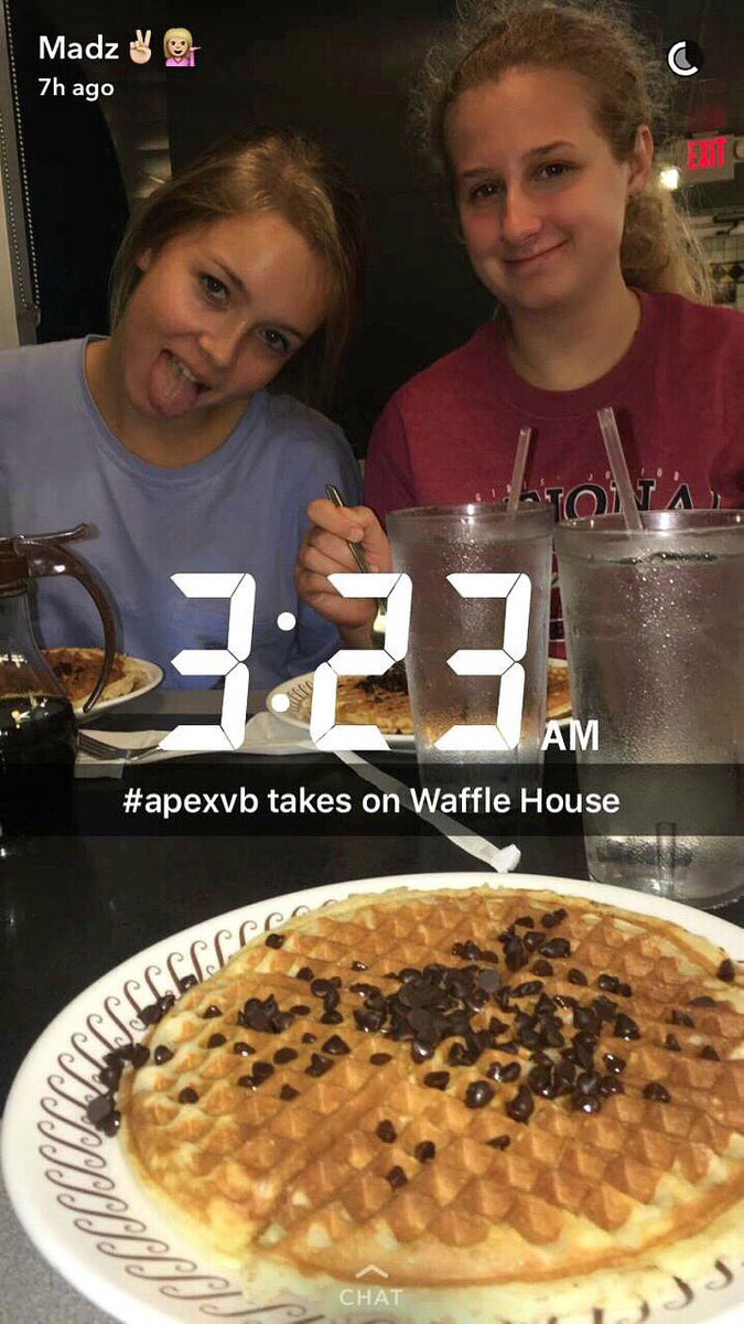 samileigh9's tweet photo. Happy birthday Margo! I hope you have the best day ever because you deserve it 🔞😛 https://t.co/5GOTWIDq6J