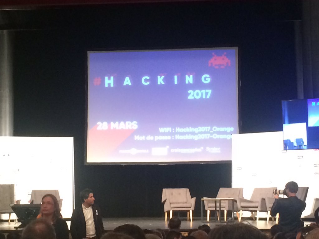 oscar77420's tweet photo. #Hacking2017 c est parti ! https://t.co/Le7iaiK9RW