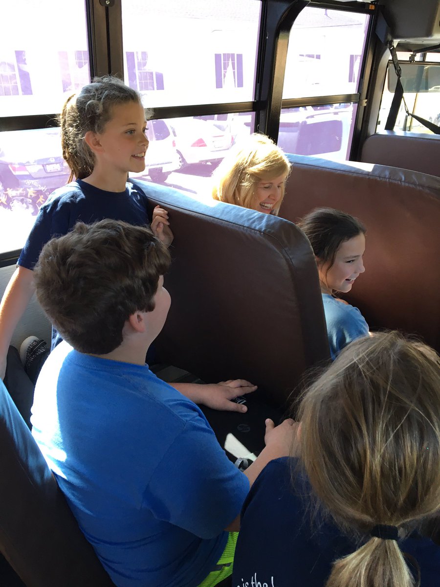 hsmbulldogs's tweet image. We are traveling back to Holly Springs with @Molly_Spearman on the #D1chromezone! #D1technology #loveSCschools @infopublicd1