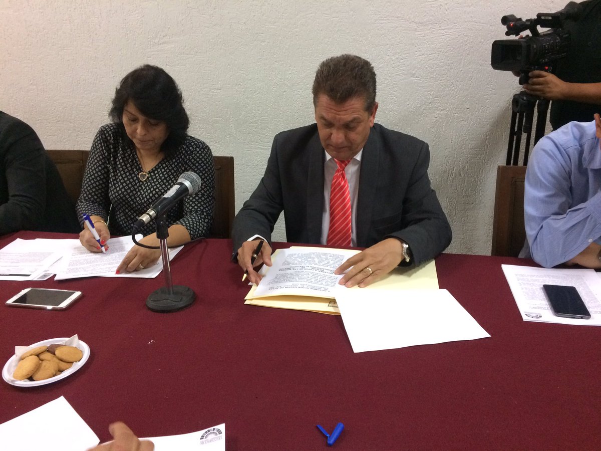 MorelosCongreso's tweet photo. [JustoAhora] Sesiona Comisión de Puntos Constitucionales y Legislación que preside el diputado @ejlaffitte https://t.co/UtCEfozyJJ