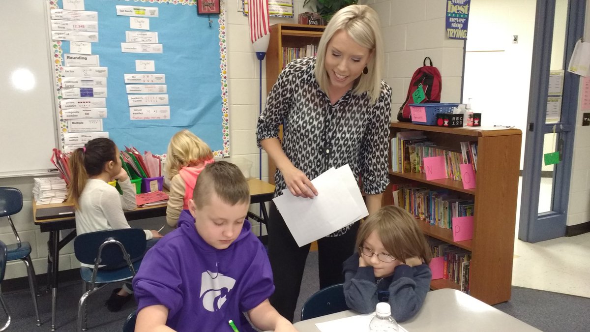 cw_Brown4's tweet photo. Kagan Day with Mrs. Meyer! #CWCommunity https://t.co/i8En0cXq7v