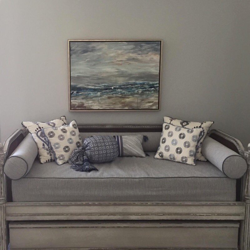 OasisDestin's tweet photo. John Beard art found its home! #fineart #30a #destin #pearlhome #oasisrugs https://t.co/Bvg3rjO3d3