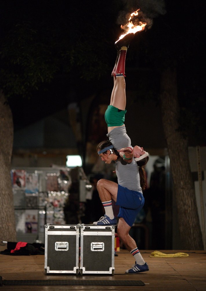 dinosaurcases's tweet photo. Look who has a cameo in the @FeetsOfFire Equilibrium Circus show!
#circus #dispatchtalent #feetsoffire #juggler #fire #circuslife https://t.co/F58i0uM7EA