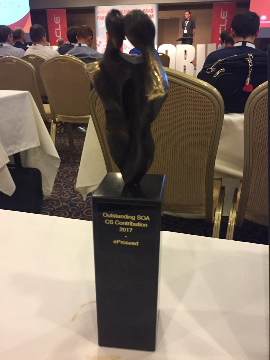 Lonneke Dikmans on Twitter: "Community award @eProseed for SOA SC implementation. Cc @simon_haslam #PaaSForum… "