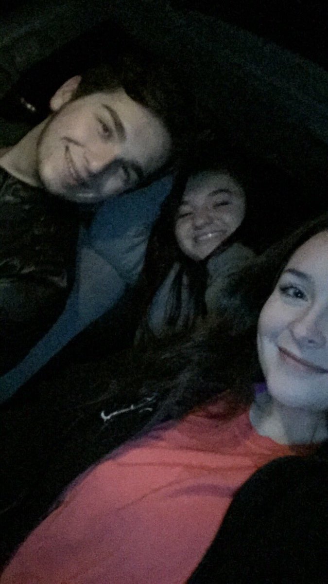 LilMissSydDill's tweet photo. happy birthday to the one that never fails to make my day! love you, Andy!!💕 https://t.co/W7HXdZ4NYJ