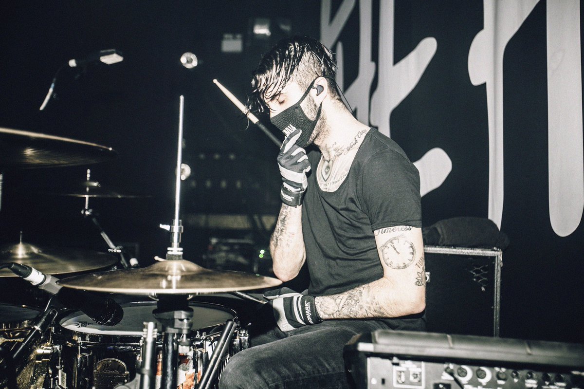 THEHUNNABAND's tweet photo. The way this feels tonight |#HUNNATOUR |
Hunna Tickets - https://t.co/3FvDNvPYIK https://t.co/mdc16OJbUr