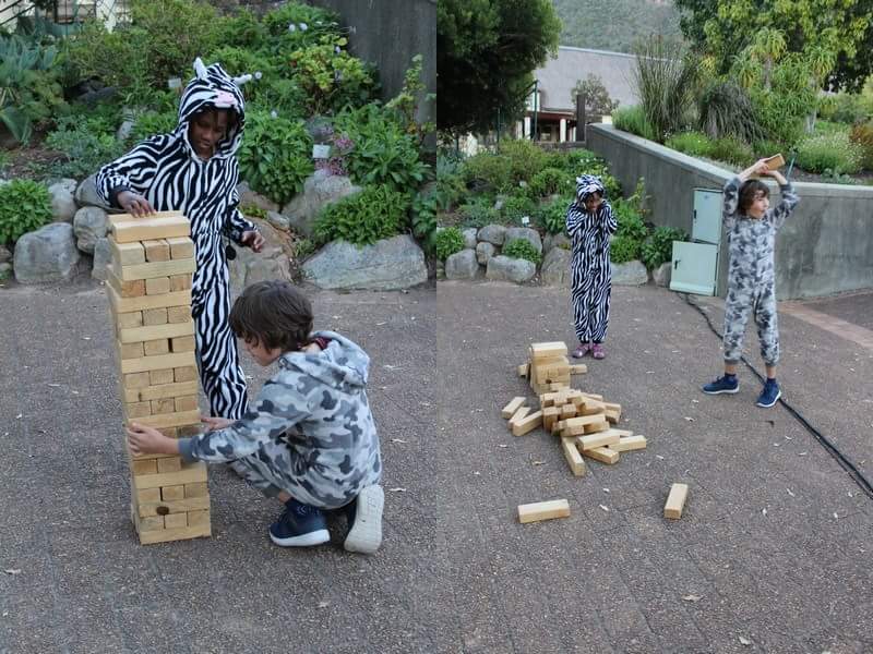 Galileo_Cinema's tweet photo. We were playing one moment and the next.... Nobody knows what happened! #TheGalileo #Outdoormovies #JENGAXXL #games #Kirstenbosch #capetown https://t.co/24OUbuYdxp