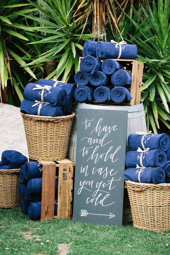 ClintTheGent1's tweet photo. We love these embroidered blanket wedding favors for guests "to have and to hold"!

For more #weddingideas follow @ClintTheGent1! https://t.co/xA4a6upPzY