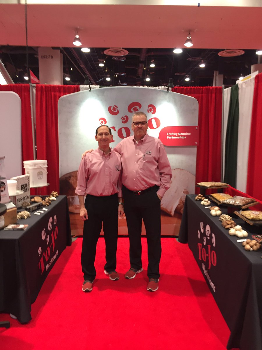 ToJo_Pete's tweet photo. Who's ready for some #mushroom #pizza @PizzaExpo @jc6180g is ready Booth # 1567 https://t.co/aFy57R6kBn