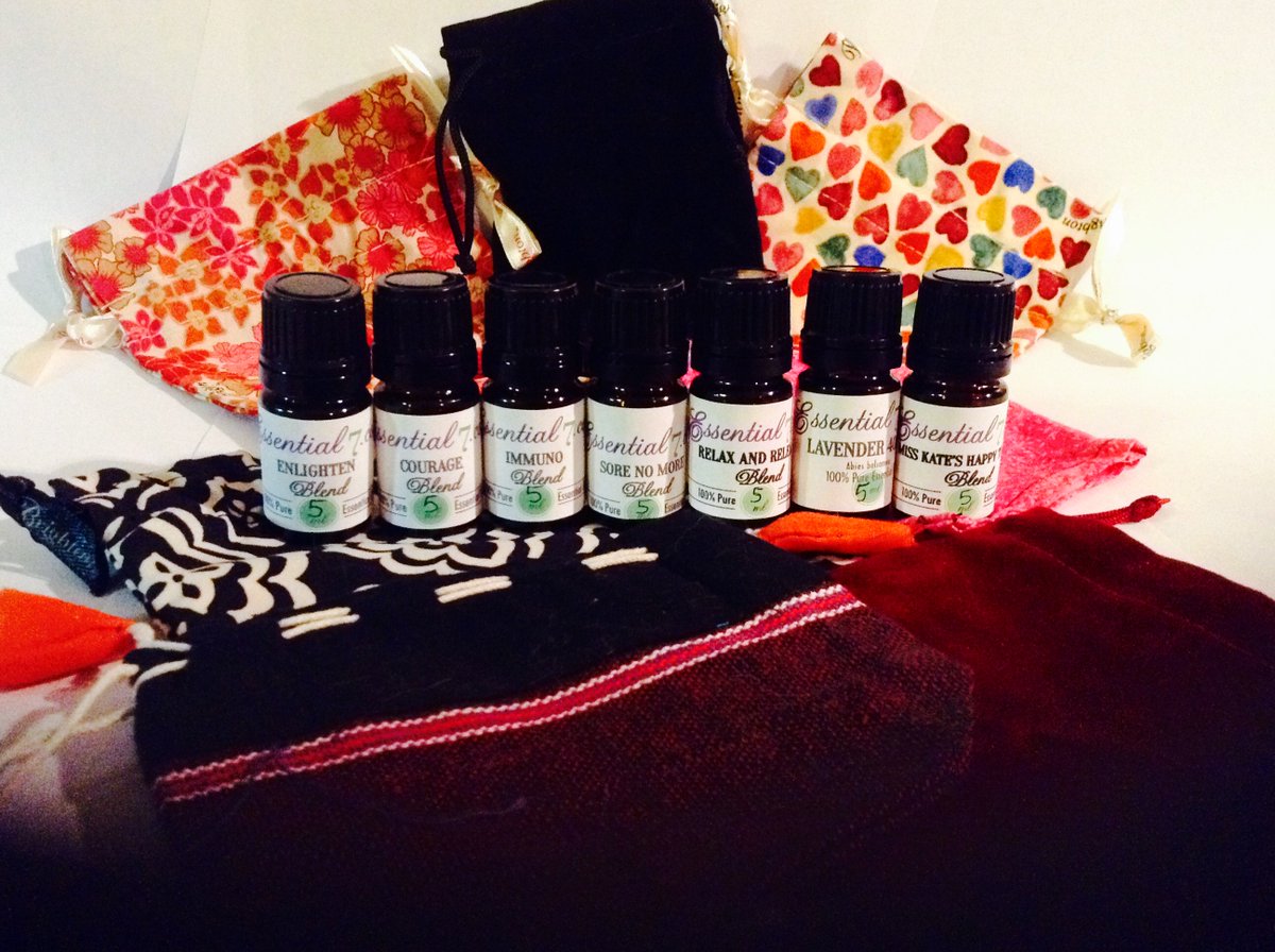thedonairey's tweet photo. Need some Essential oils? I get mine at https://t.co/fJNeamzJ9S #EssentialOils #HealingGP #Essential7 @Essential7com https://t.co/IitiDk4K9i