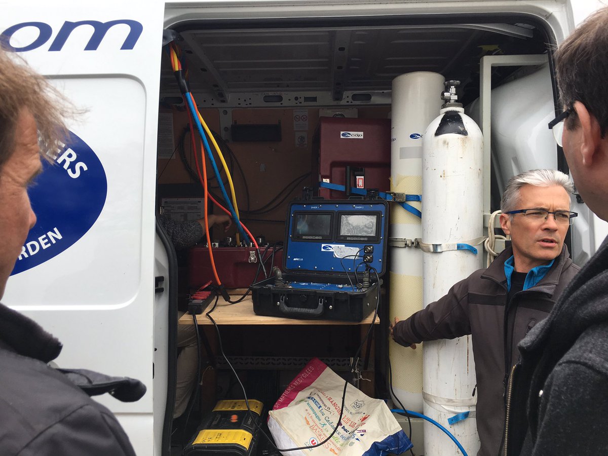 ArnaudFichou's tweet photo. #emploi #recrutement #emploi #semainedelamer #maritime #poleemploi #trebeurden découverte du métier de scaphandrier https://t.co/btfgF8eGfp