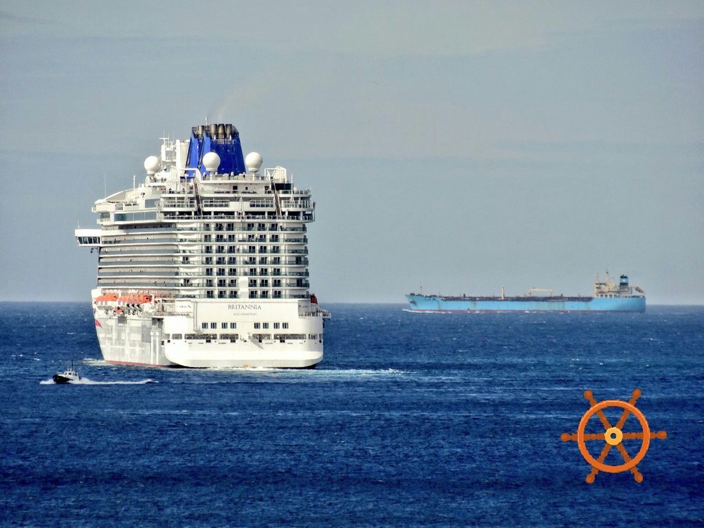 #MaerskKalea #Britannia y <a href="/CorunaP/">Coruña Pilots</a>