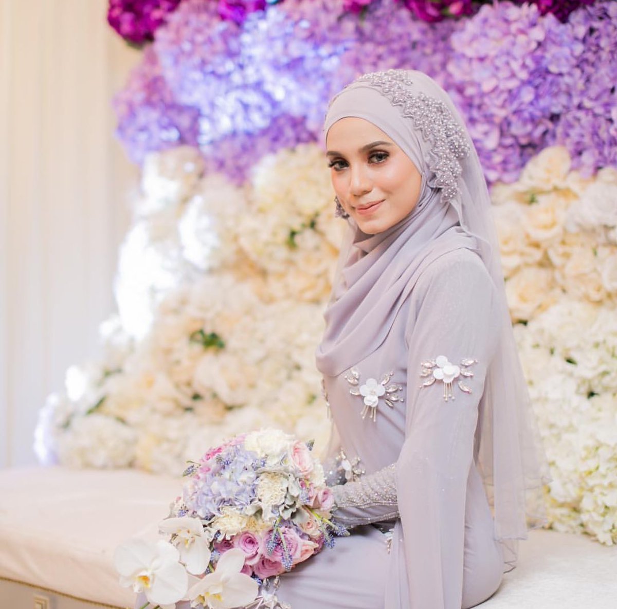 mustveri's tweet photo. RT untuk tudung bawal.
Like untuk shawl. https://t.co/R8dS5XmYhJ