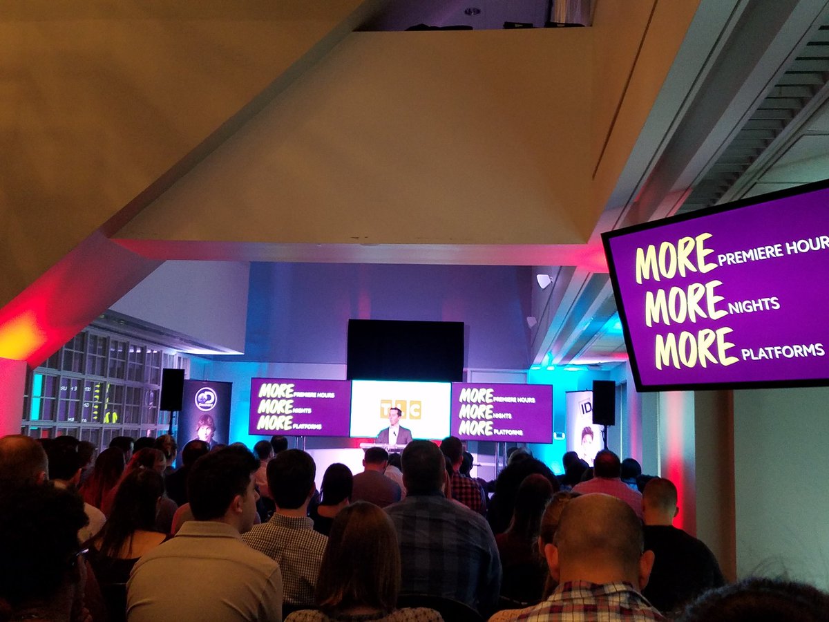 lilystarip's tweet photo. More, more, more...screens, content &amp; custom programs across linear, Go apps, VR &amp; Snap. #upfront17 message from @Discovery https://t.co/y0ve05BTjW