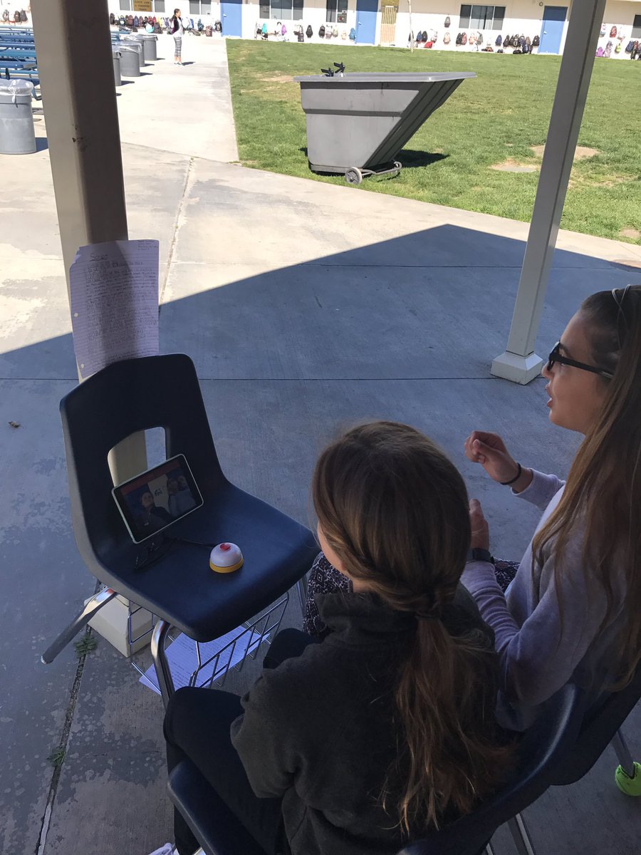 mrs_kimgarcia's tweet image. 6th grade #argumentwriting with a twist ... #stopanimation #imovie #voiceovers #scriptwriting @KristinaKonish @Sycamore_Canyon @CVUSDAnnB