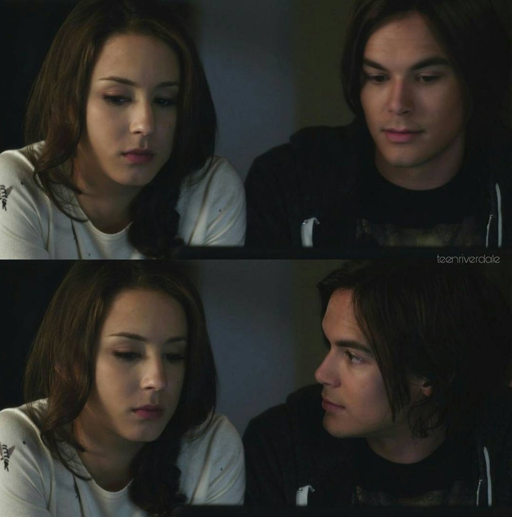 PLLWetpaint's tweet image. 15 times #Spaleb was actually really cute together! ❤️ --&amp;gt; buff.ly/2n03L8i #PLL #PLLEndGame @PLLTVSeries