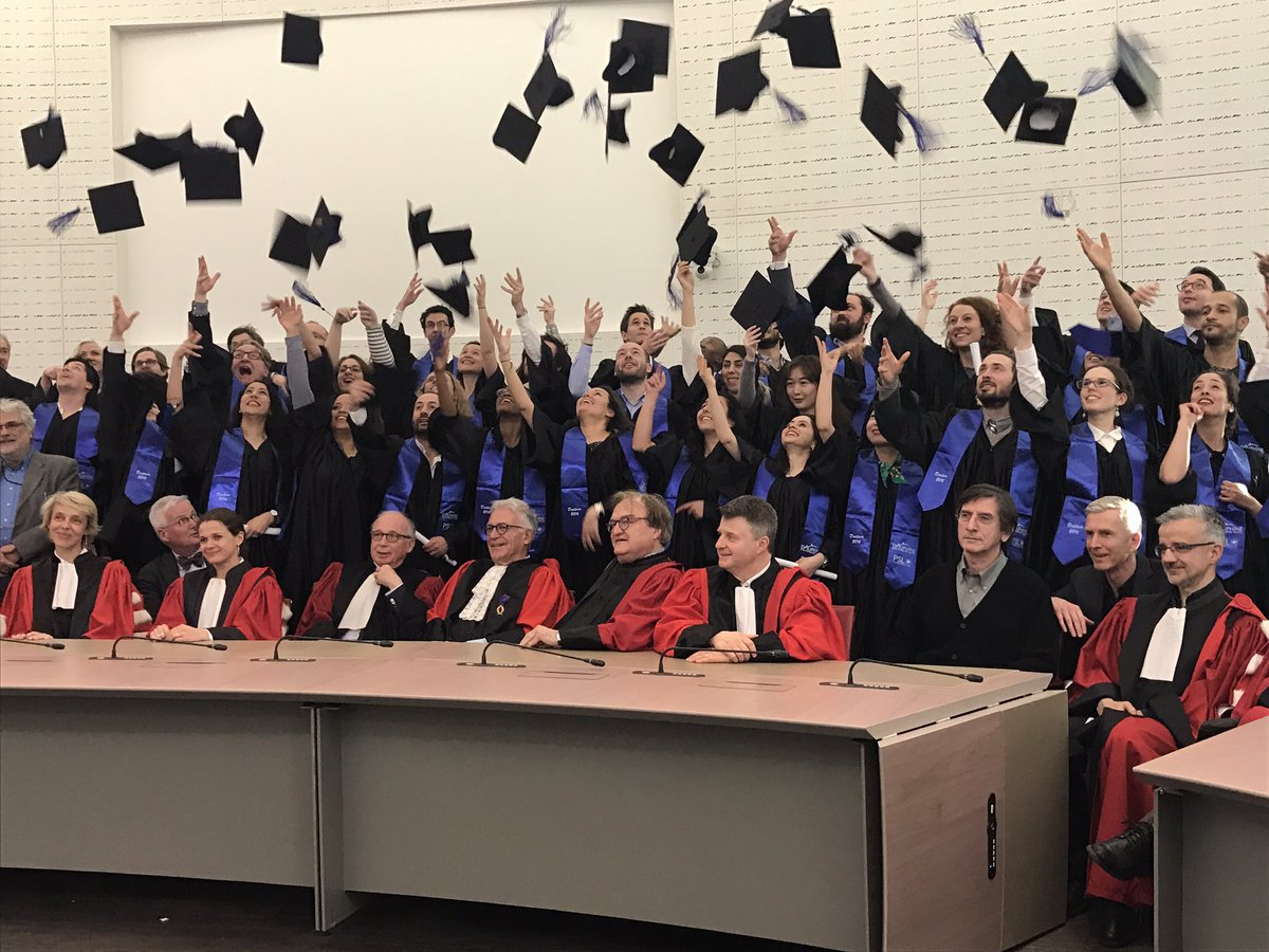 Régine Molins tweet media