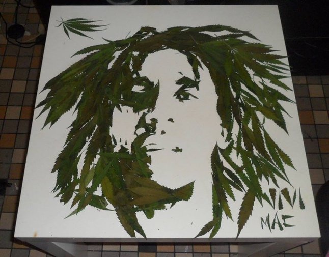 DankPost's tweet photo. Bob Marley Marijuana Leaf Art https://t.co/8NmSkKw7HH