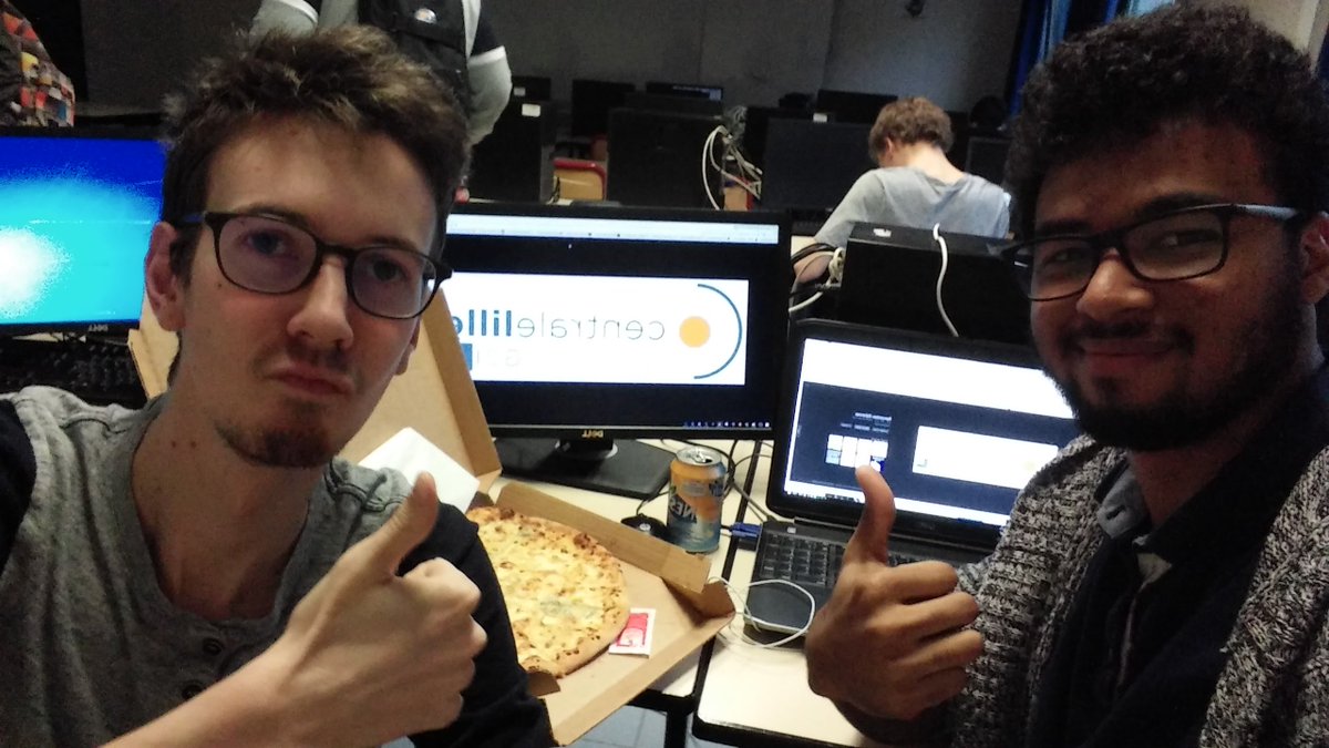 Sebo_101's tweet photo. Représente Centrale Lille - IG2I @ChtElie_Hyurt  @IG2i_ecLille #Battledev https://t.co/0049SuEAq0