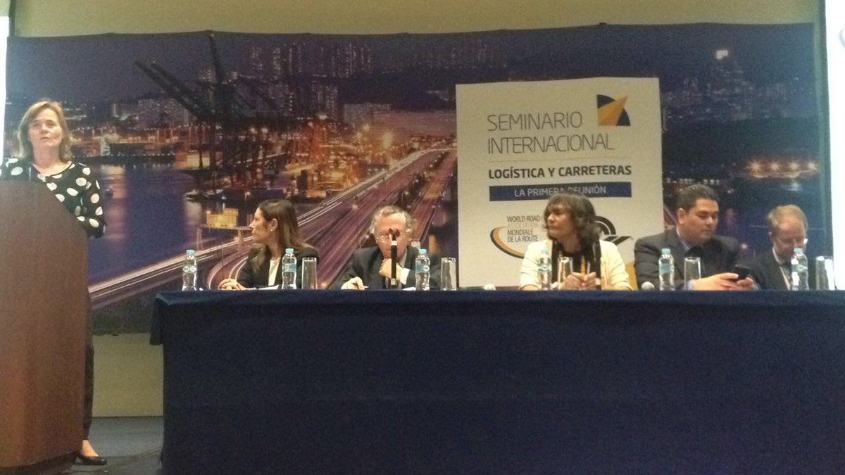 SeminarioPIARC's tweet photo. Agradecemos la participación de Annelie Nylander en @SeminarioPIARC  con su presentación "Carreteras Eléctricas". https://t.co/d6flbs9Frw