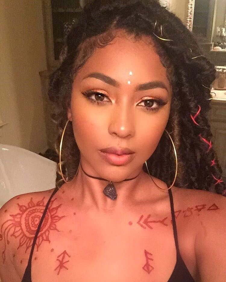 Melanin Baddies tweet media