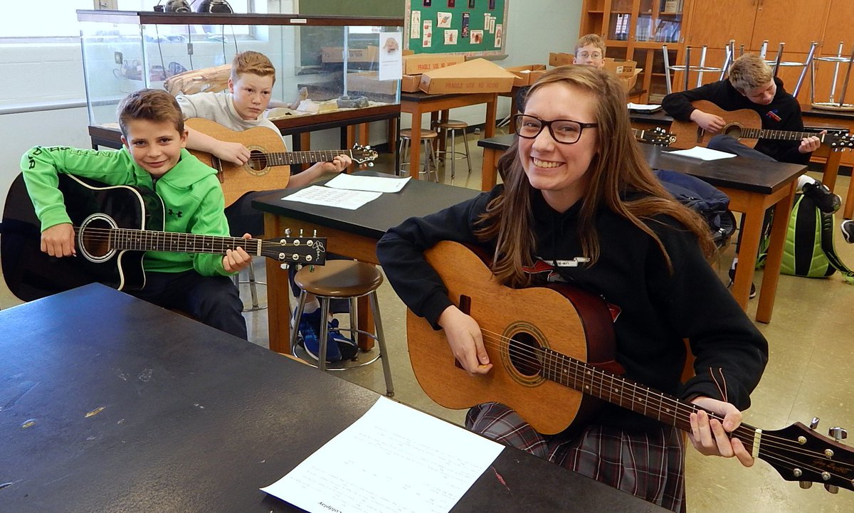 sthenryschool's tweet photo. 7th and 8th Grade Guitar Elective @sthenryschool https://t.co/GV1PAtXkMn