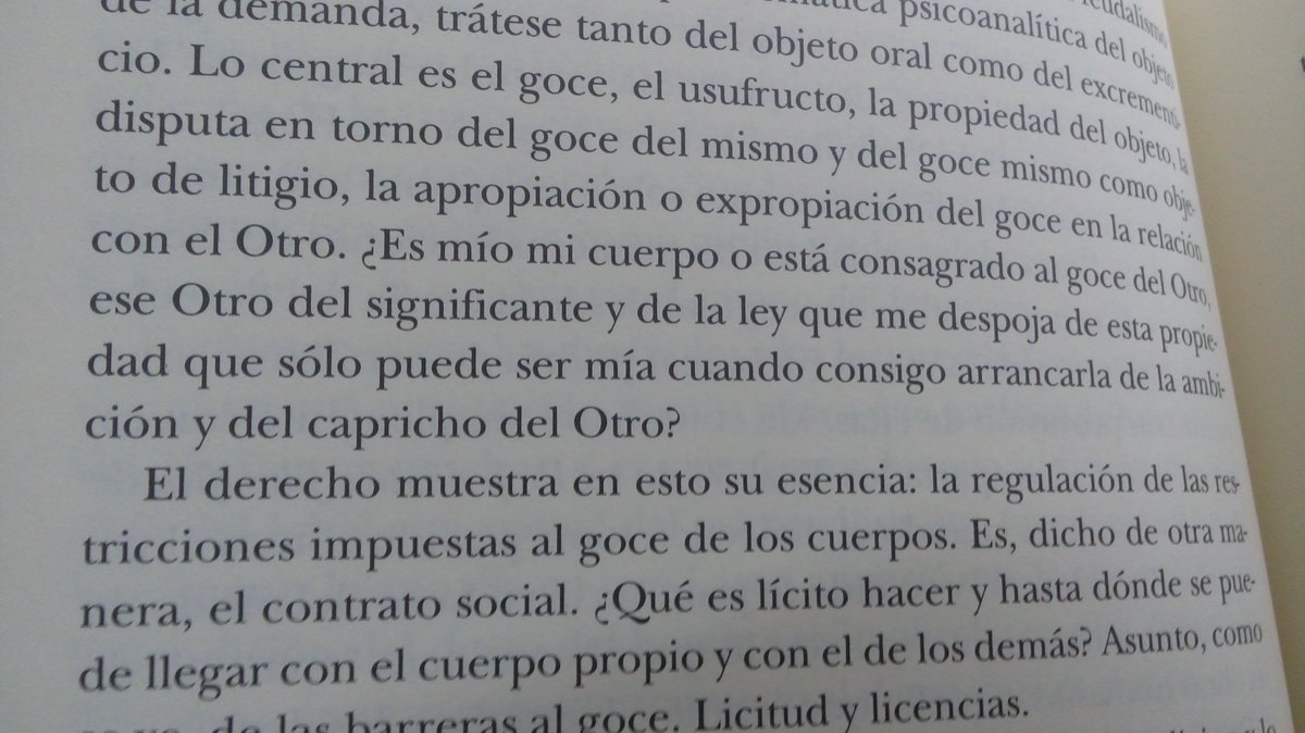 pao_qarly's tweet photo. #ElGoce #Lacan #Psicoanálisis https://t.co/Dwy5mrXCOX