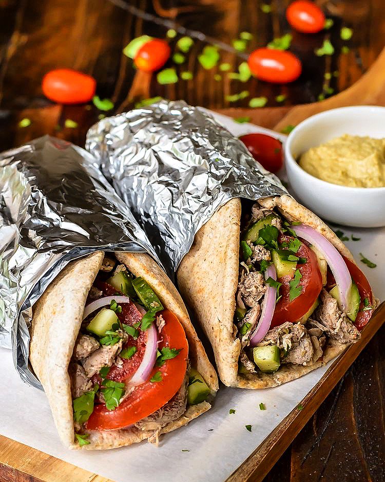 StuffedBK's tweet photo. We are hungry for some #Shawarma here in the office! What gets your mouth watering when lunch time hits?! #getstuffed #food https://t.co/CNEr9szHlK