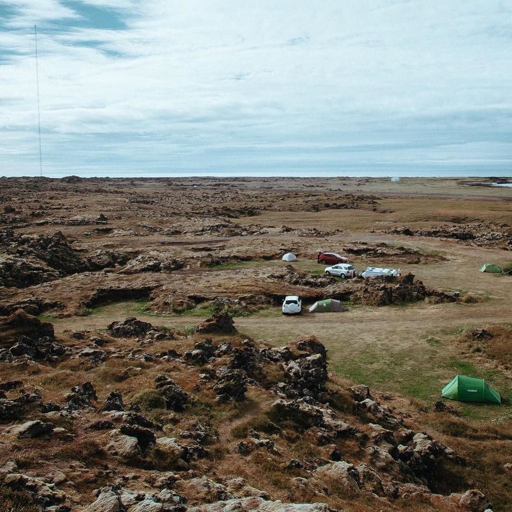 #tbt to last summer when we went camping in Snæfellsnes and exploring hidden places. If you're camping in Iceland,… ift.tt/2o35yxR