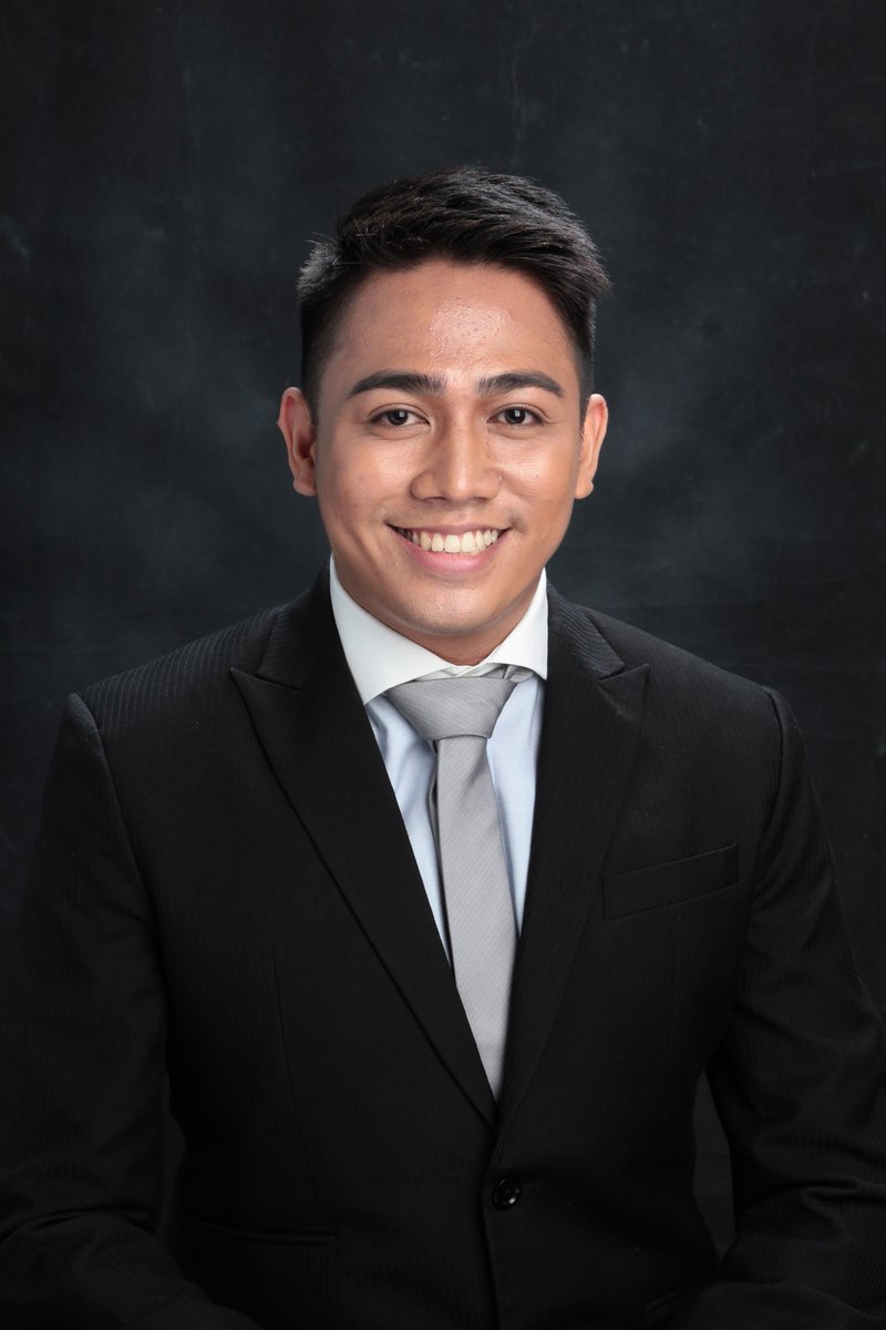 themgorenseph's tweet image. Ay lumalavan po! :D &amp;lt;3

#ABCOMM #GradWaiting #ForMama