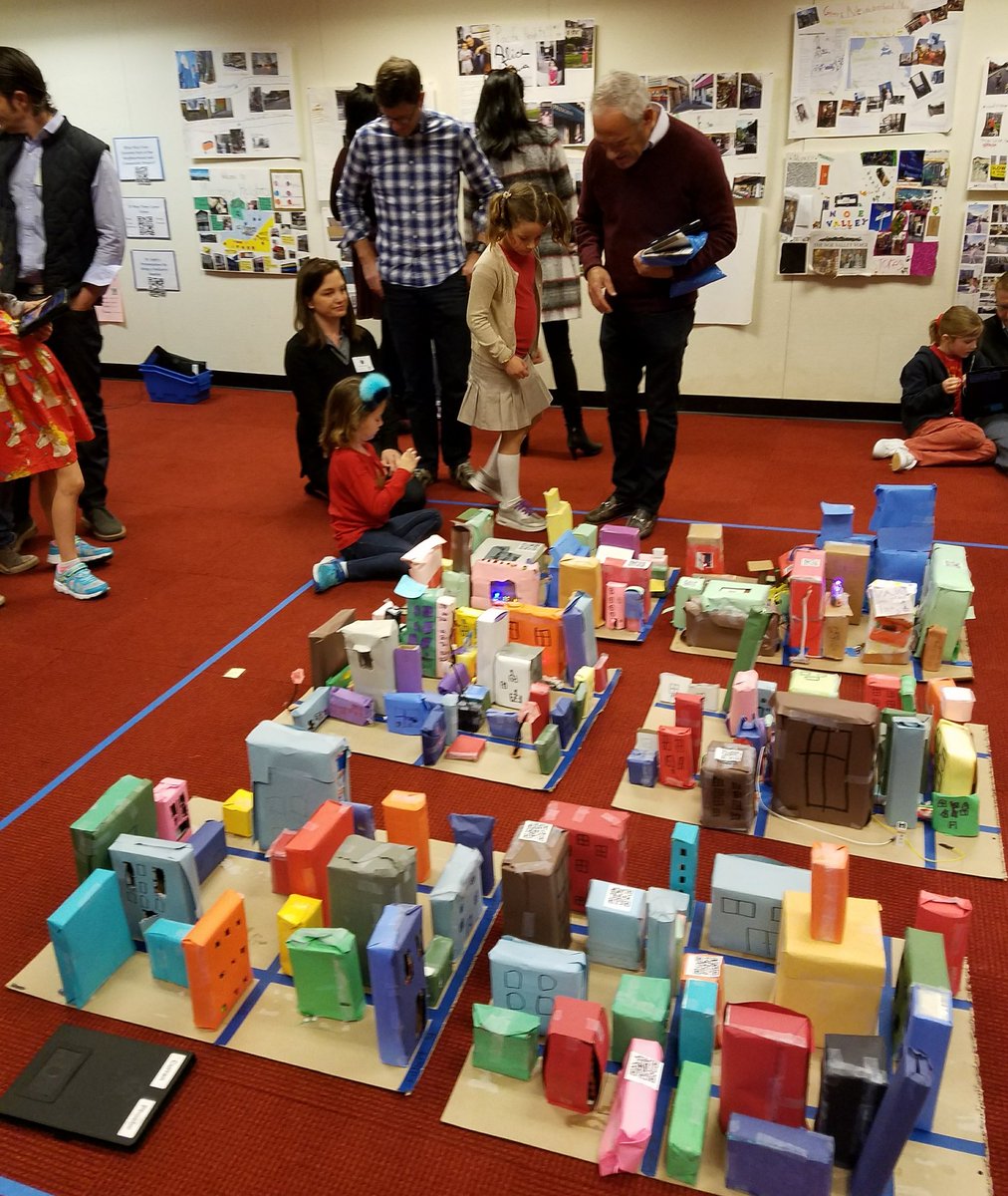 markpicketts's tweet photo. #1stgrade @hamlin students celebrate their learning of communities by hosting a block party. 
#makered, #Edtech, &amp; #Collaboration displayed https://t.co/24hpoLR6LT
