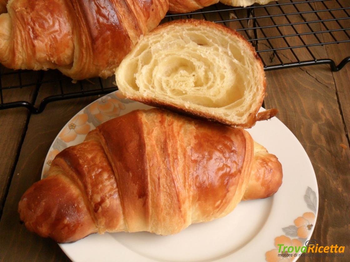trovaricetta's tweet photo. I Cornetti Sfogliati del Bar
Ricetta di @Sloppina qui: https://t.co/w4ZwhrnJjP
 #ricette #food https://t.co/VioXQXo6ok