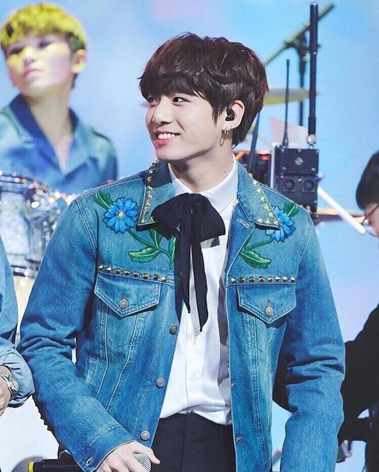 MIKA725778091's tweet image. 🌸グクよりall♡

🌸福岡AMRY

🌸6月マリンメッセ行く事決定👍

#ARMYと絡みたい 
#いいねしてくれた人全員フォロー 
#BTS好きな人と猛烈に絡みたいのでこれを見た人はRTしてください 
#防弾少年団好きな人RT 
#방탄소년단