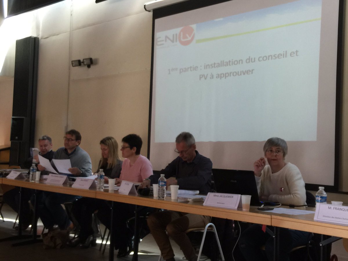MartialSaddier's tweet photo. Réunion du conseil d'administration de l'#ENILV #LaRocheSurForon https://t.co/b7AWibG0hc