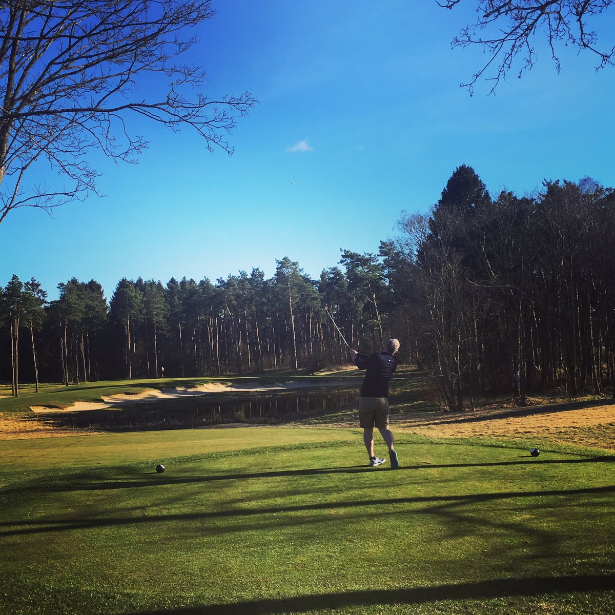 greenkeeper1's tweet photo. @greenkeeper1 oh forgot to mention I've been golfing 🏌️🍺🇩🇰@LubkerGolf with @Marie_Louise_O 😊 https://t.co/afNO05JFE4