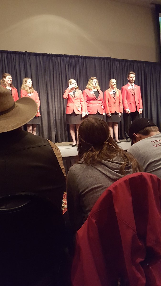 SEPFCCLA's tweet photo. NO @RinglerBrittany #teamnotears https://t.co/06GgTDiOej