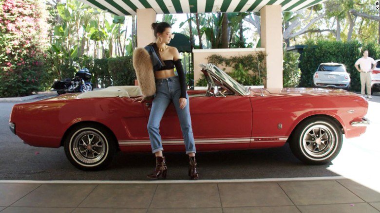 manuriosvibes's tweet image. CNN STYLE - KENDALL JENNER