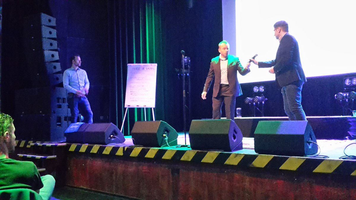 L_Jacobs_'s tweet photo. Bijeenkomst # open club Weert Noord/Boshoven. Mooie visie op samenwerking sportclubs. https://t.co/CK6QwVpYbY