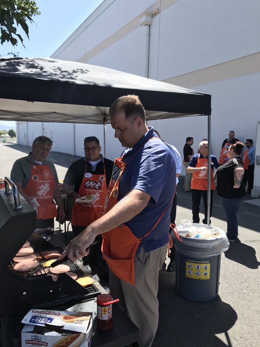 Thanks Kade for supporting Safety Matters and celebrating 90 days safe with store 0668 👍