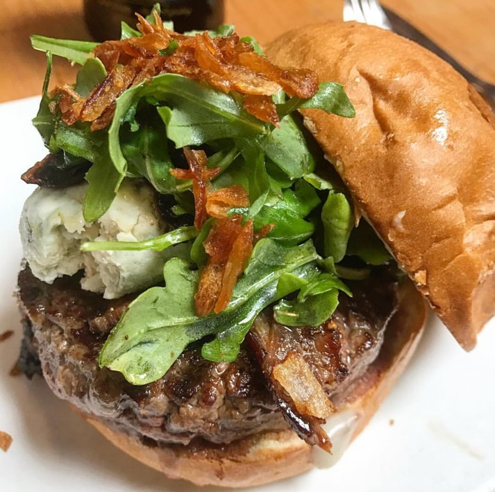 umamiburger tweet picture